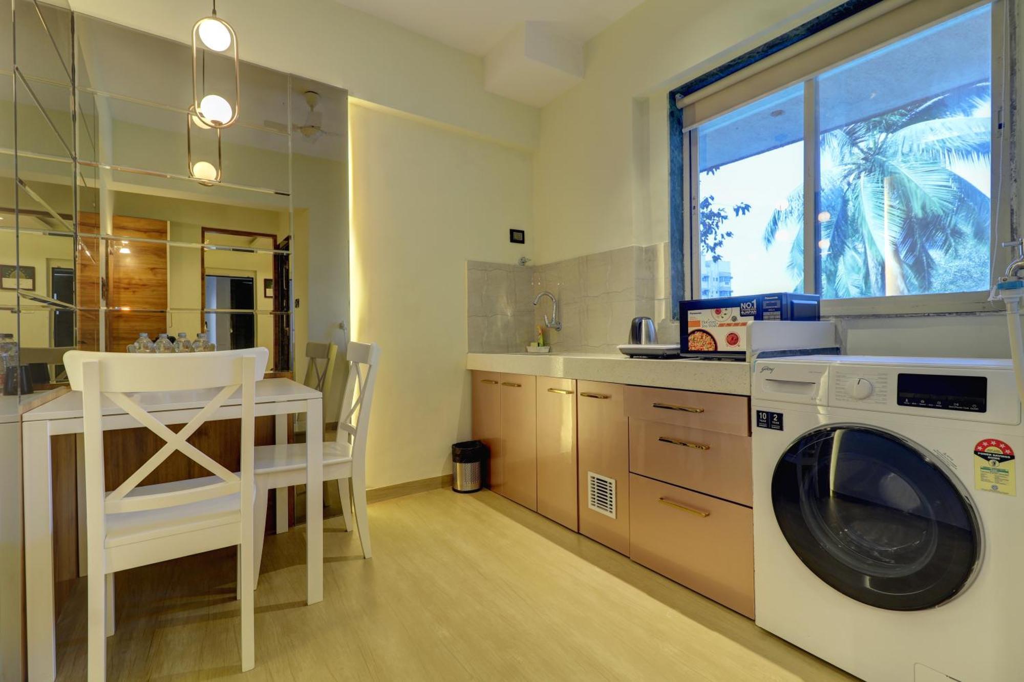 Home2 Suites And Service Apartments, Mumbai Airport Екстер'єр фото