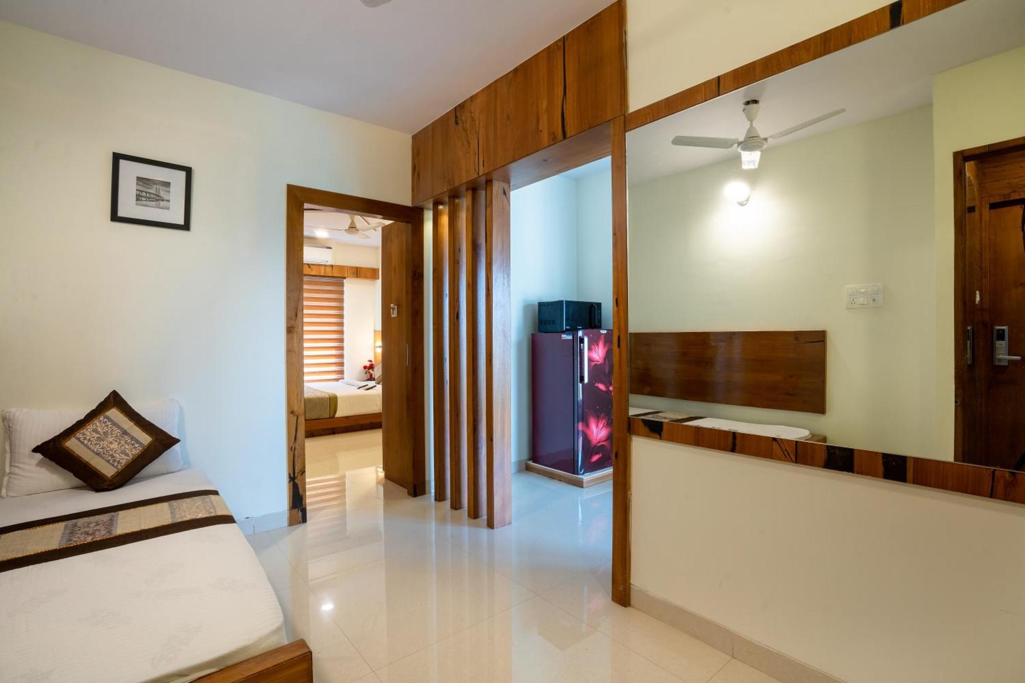 Home2 Suites And Service Apartments, Mumbai Airport Номер фото
